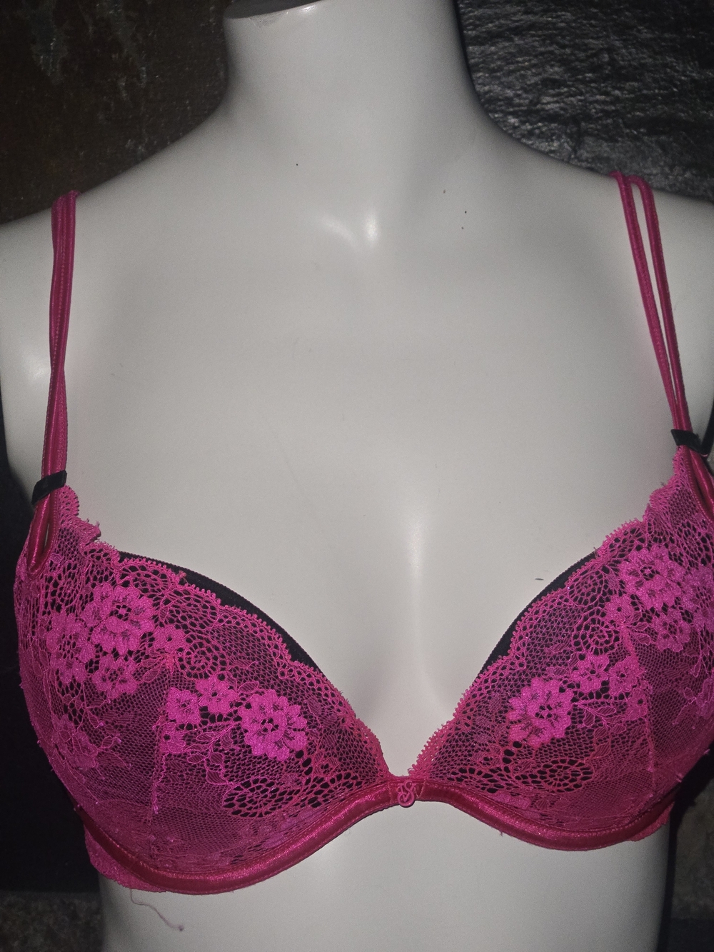 Victoria's Secret Hot Pink Lace Push-Up Bra
